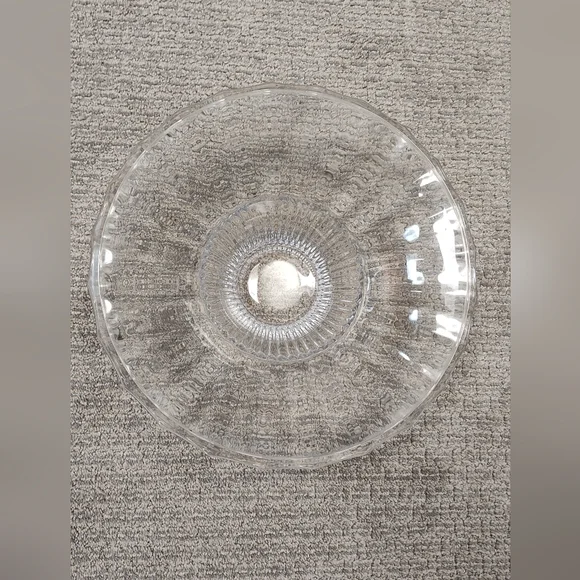 Large Decorative Glass Bowl - Picture 2 of 3